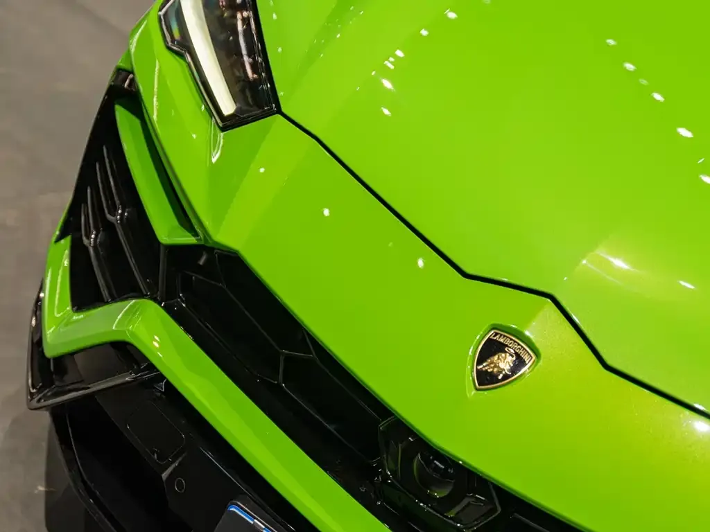 Lamborghini Urus — фото 3