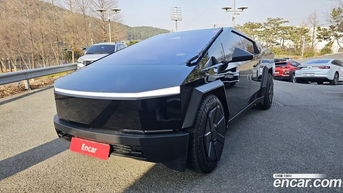 Tesla Cybertruck — фото 9