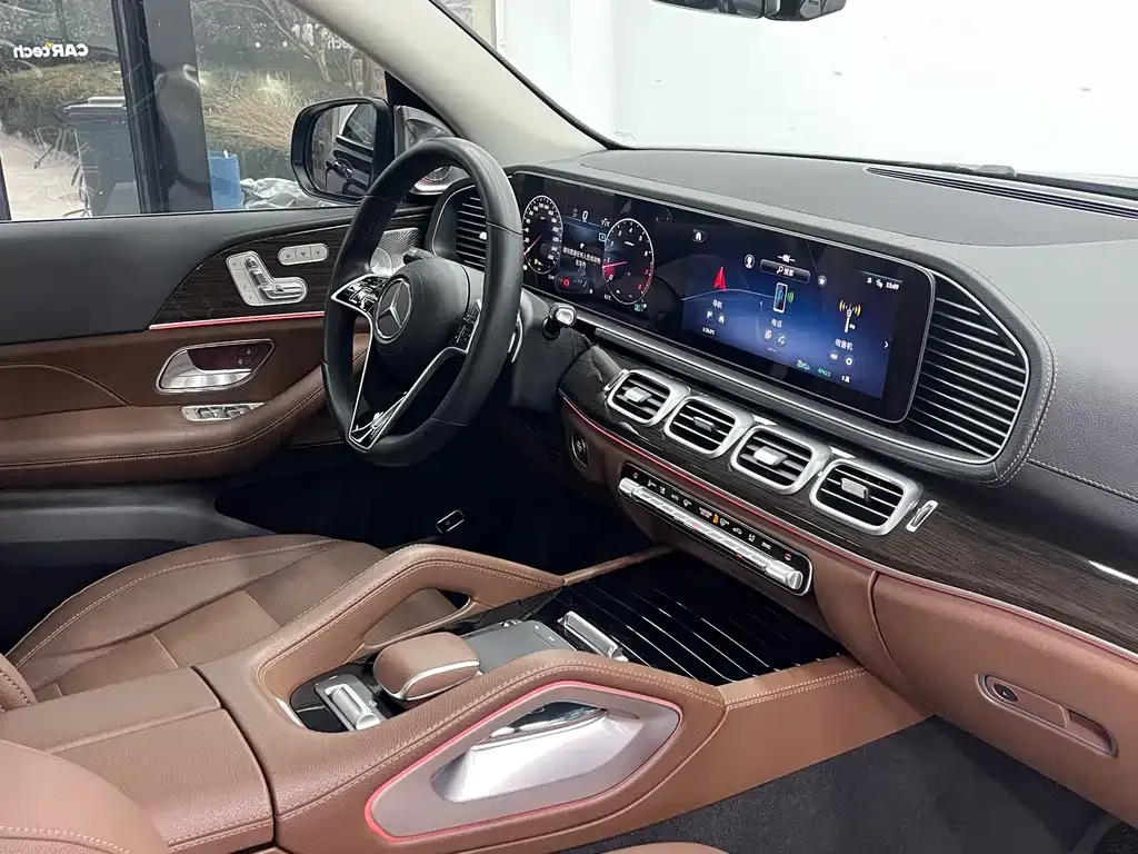 Mercedes-Benz GLE — фото 9