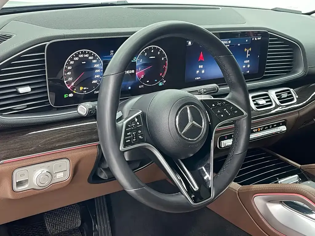 Mercedes-Benz GLE — фото 8