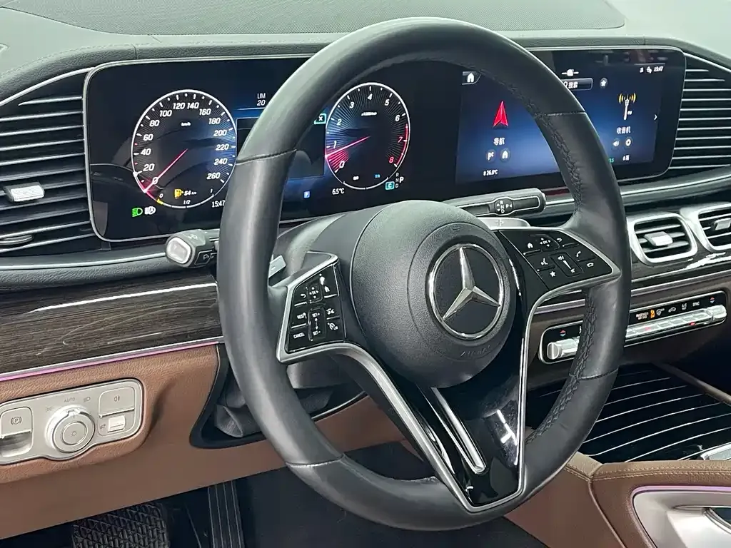 Mercedes-Benz GLE — фото 5