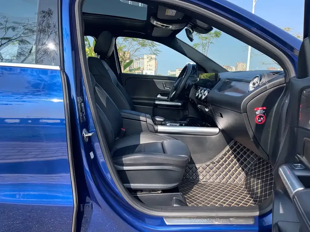 Mercedes-Benz GLA — фото 6