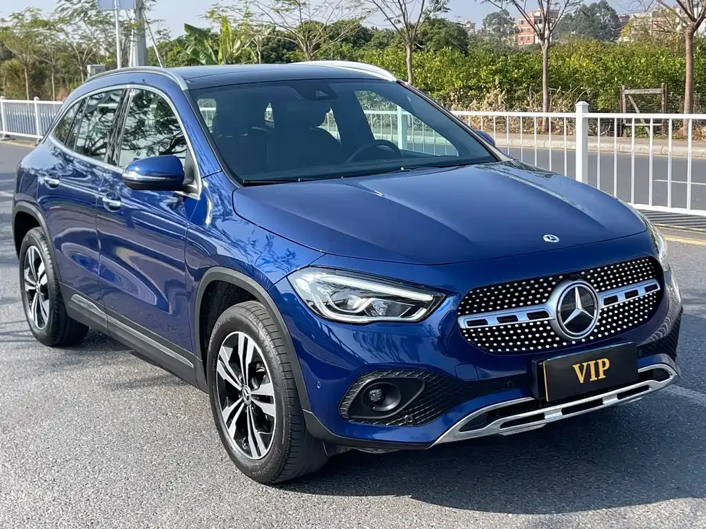 Mercedes-Benz GLA — фото 8