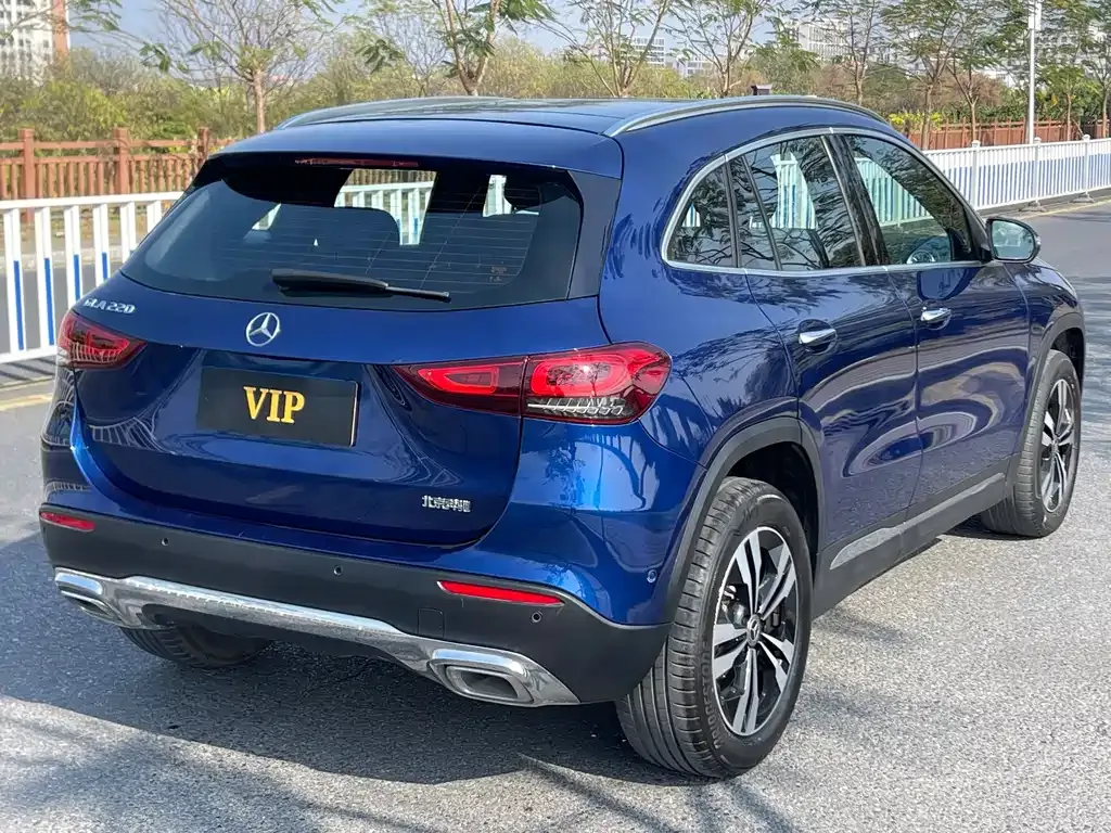 Mercedes-Benz GLA — фото 9