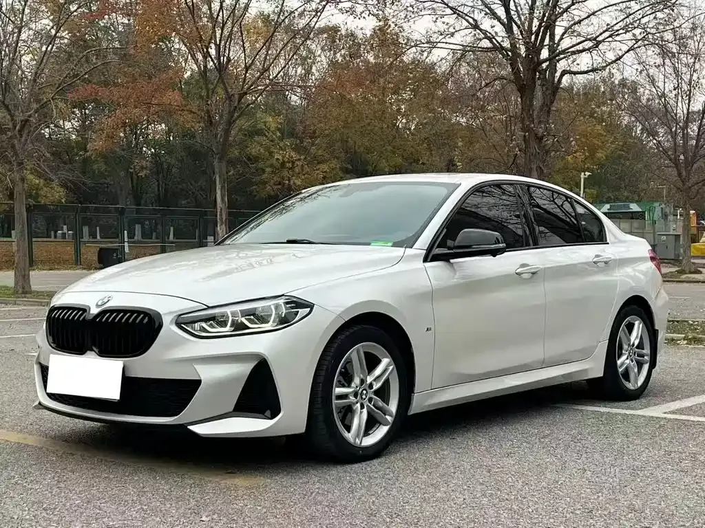 BMW 1 Series — фото 1