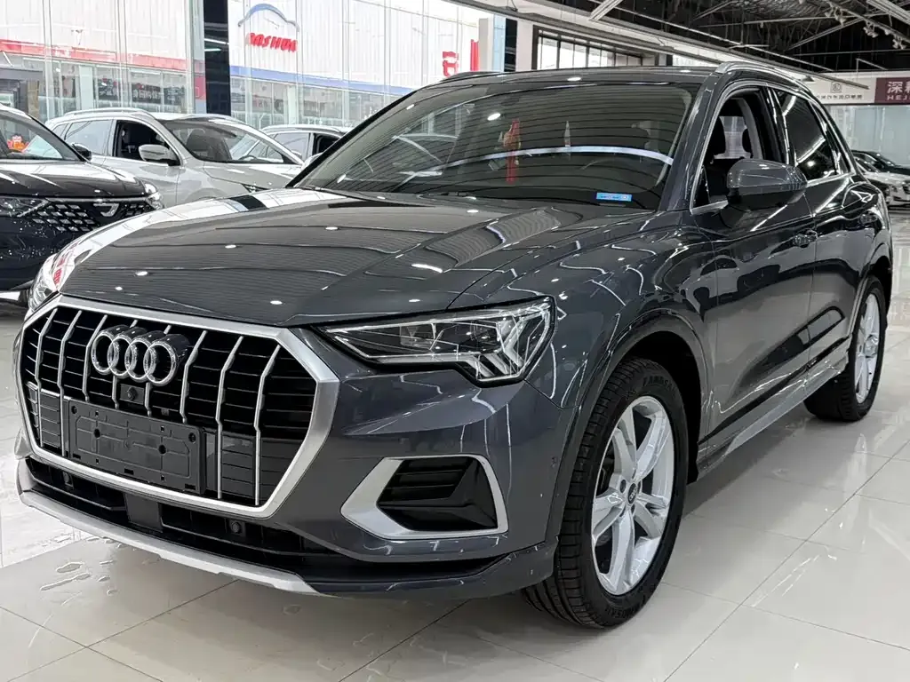 Audi Q3 — фото 7