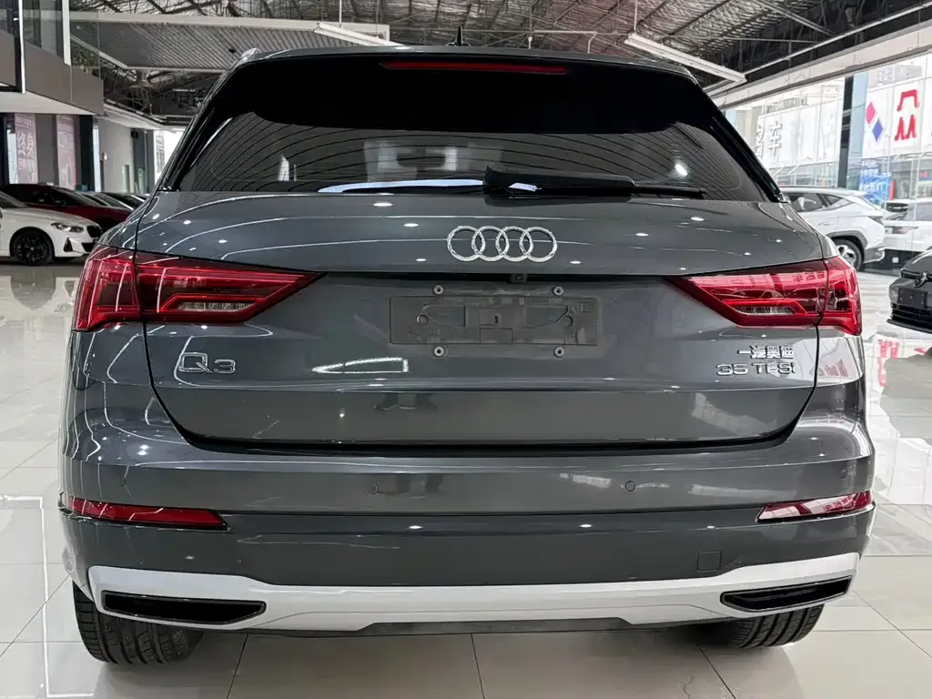 Audi Q3 — фото 2