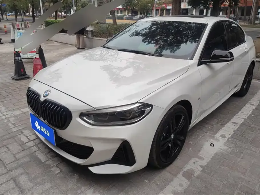 BMW 1 Series — фото 1