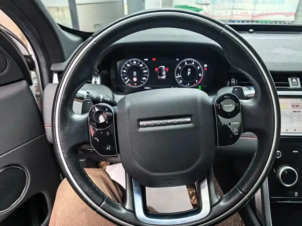 Land Rover Discovery Sport — фото 10