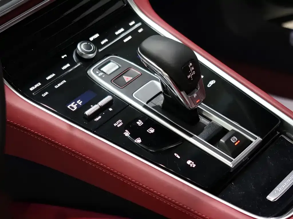 Porsche Panamera — фото 9