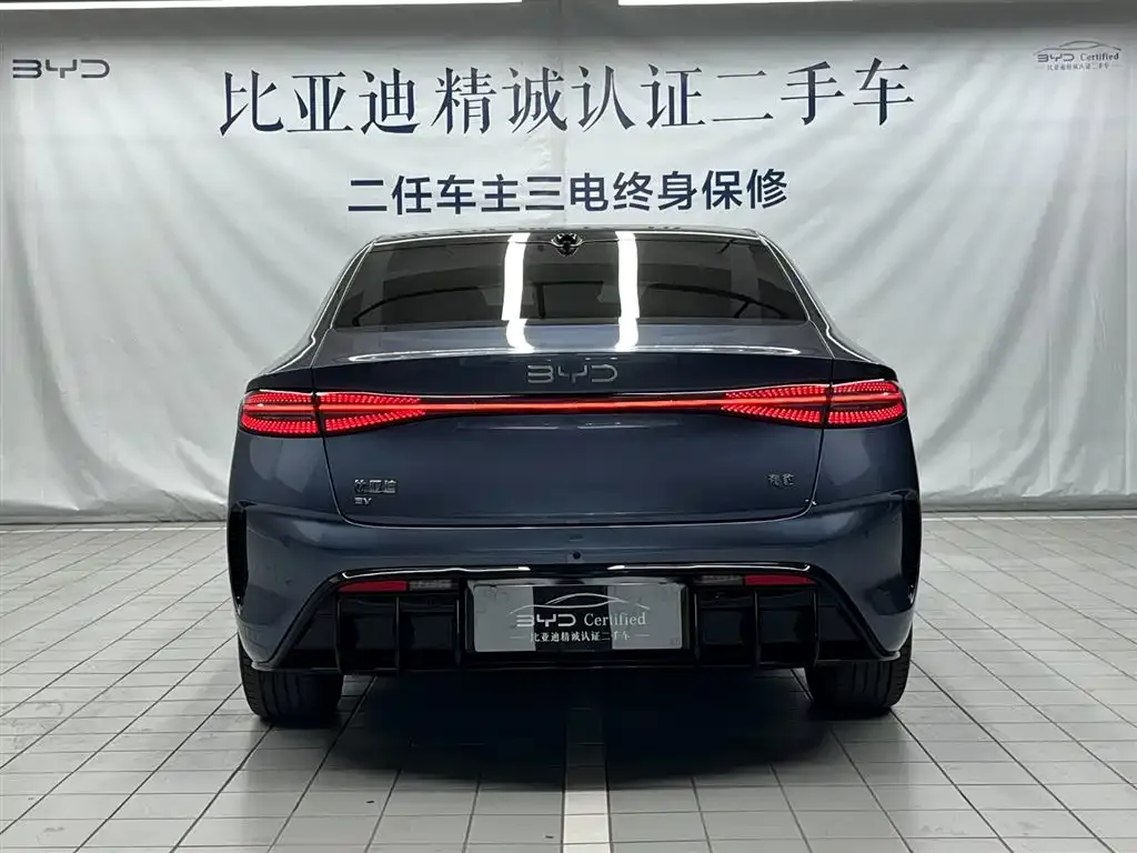 BYD Seal — фото 6