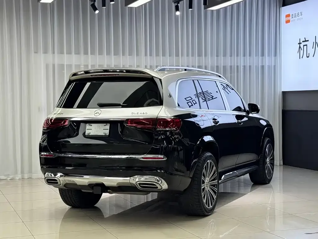 Mercedes-Benz GLS — фото 7