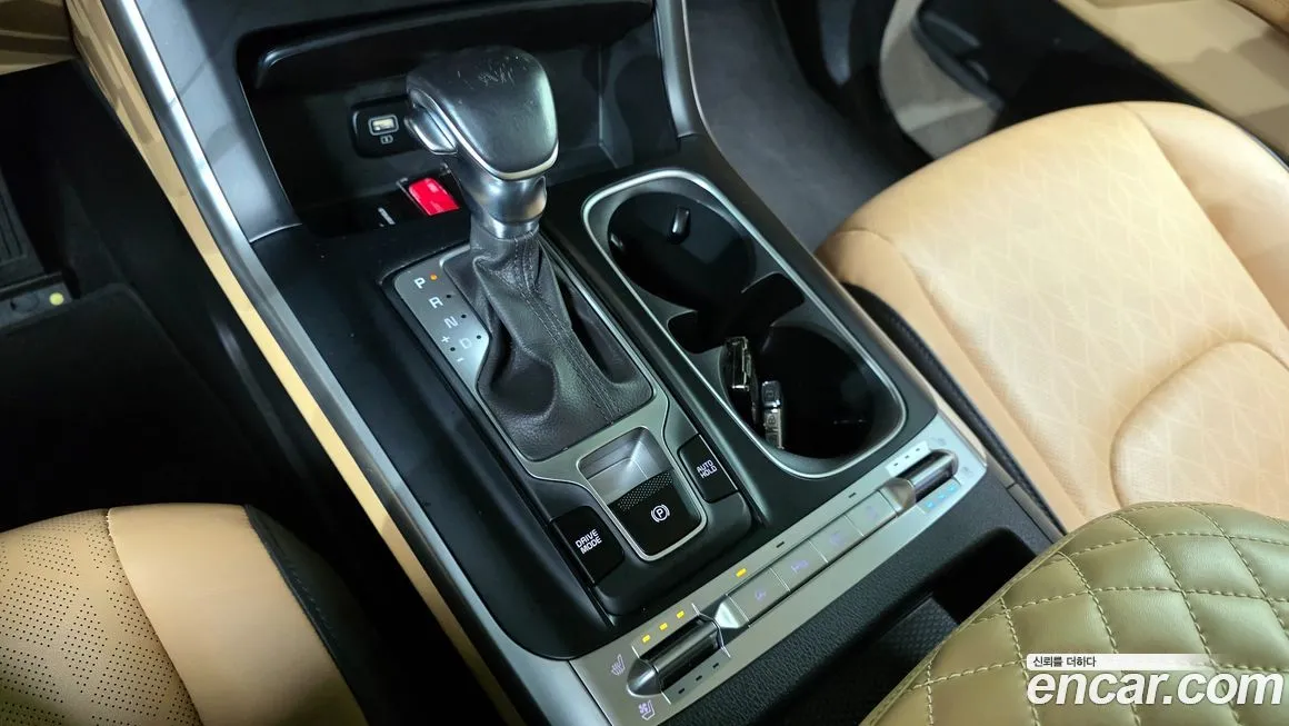 Kia Carnival — фото 10