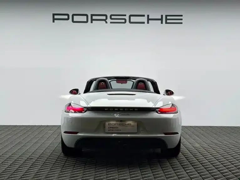 Porsche 718 — фото 6