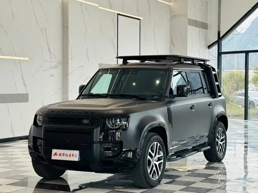 Land Rover Defender — фото 1