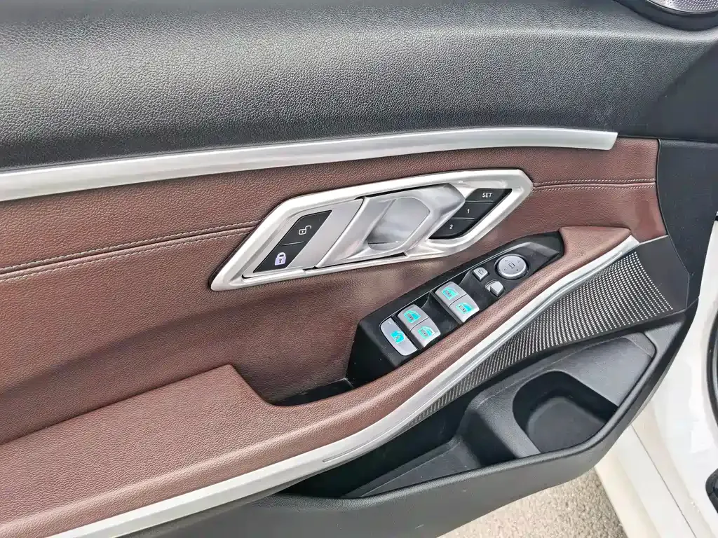 BMW 3 Series — фото 10