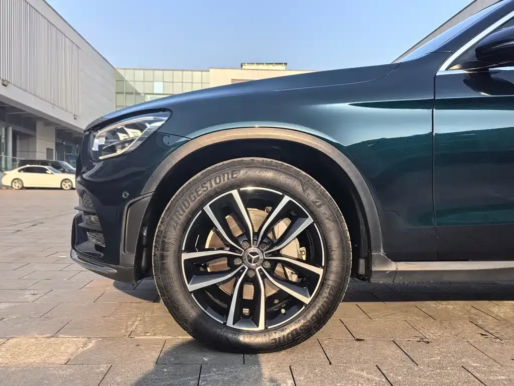 Mercedes-Benz GLC — фото 3
