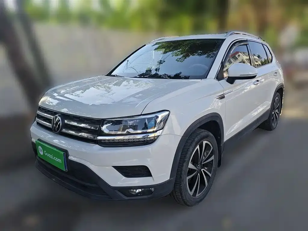 Volkswagen Tharu — фото 1