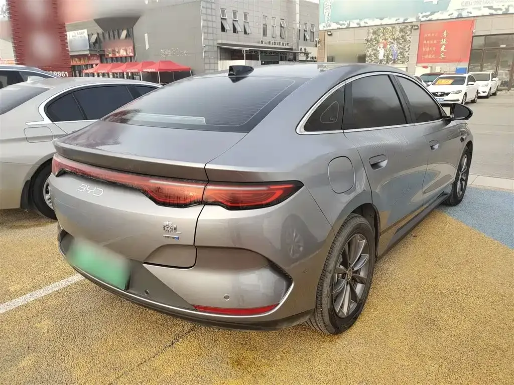 BYD Qin L — фото 5