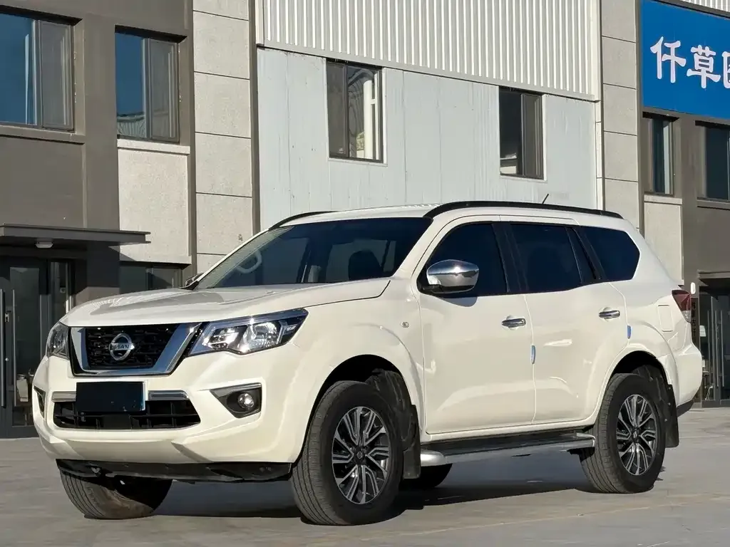 Nissan Terra — фото 1