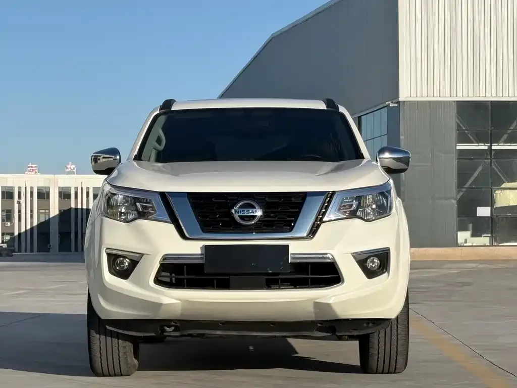 Nissan Terra — фото 2