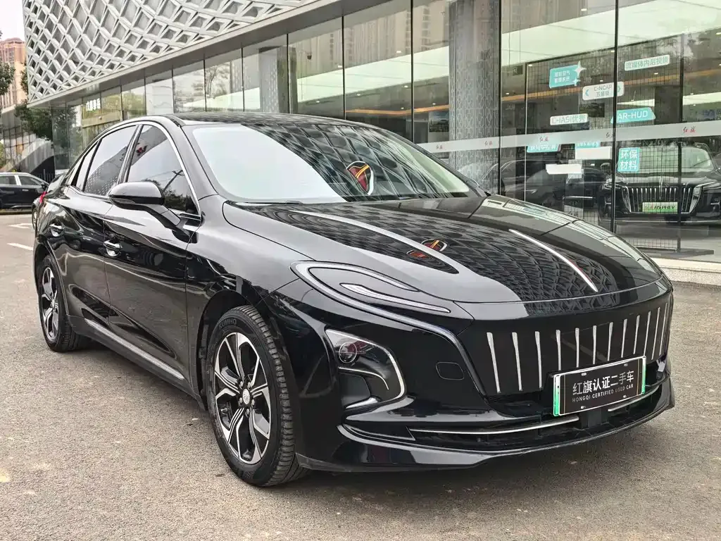 Hongqi E-QM5 — фото 3