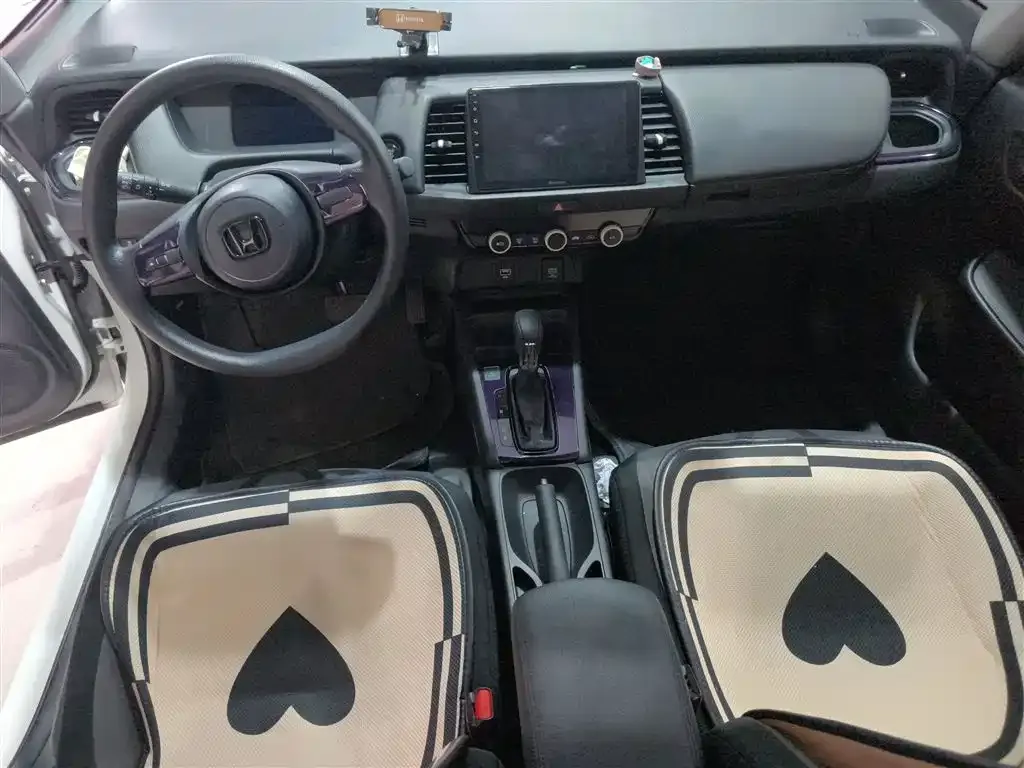 Honda Fit — фото 8