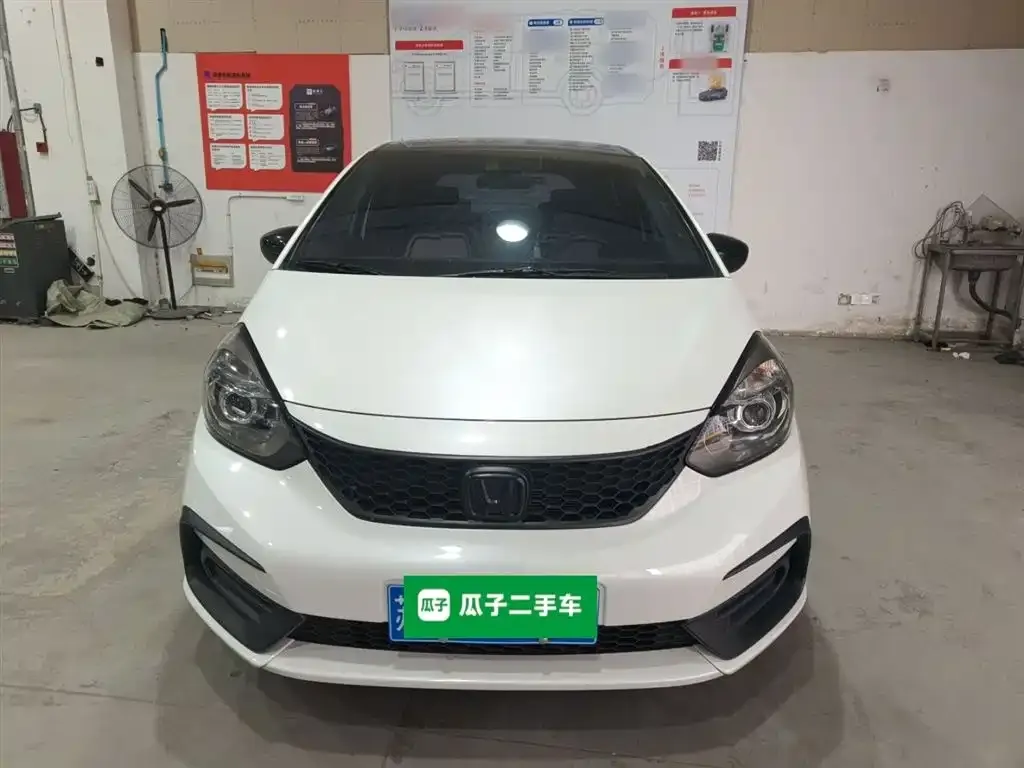 Honda Fit — фото 5