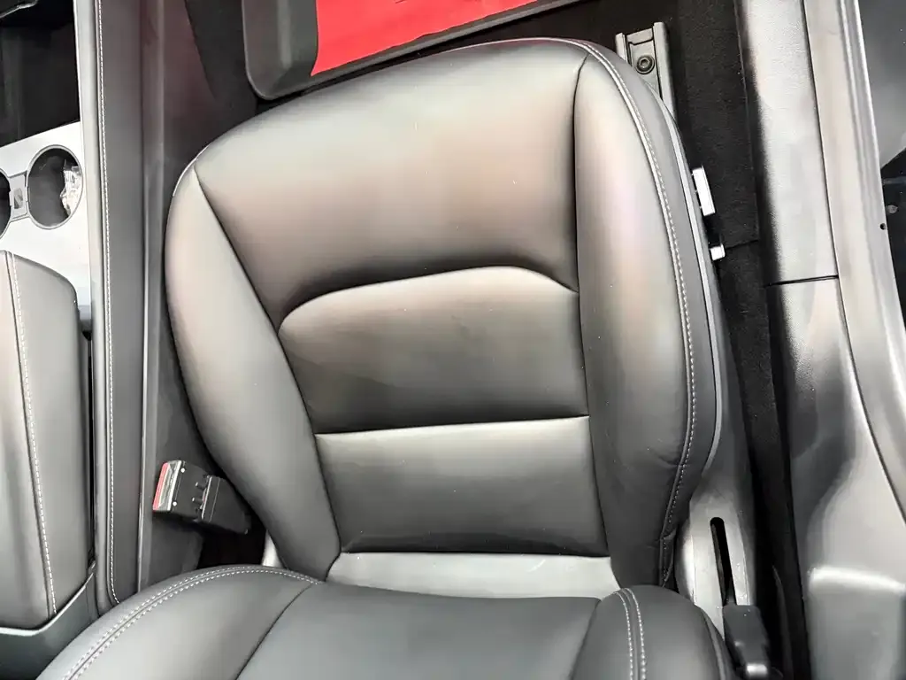 Tesla Model 3 — фото 2