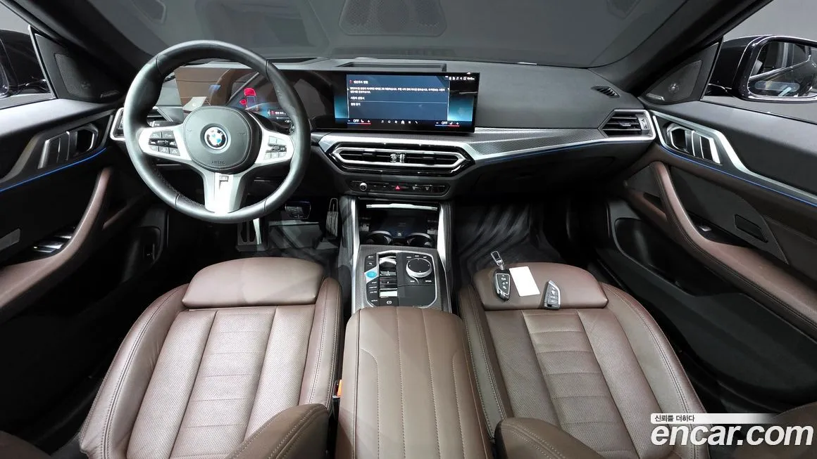 BMW i4 — фото 9