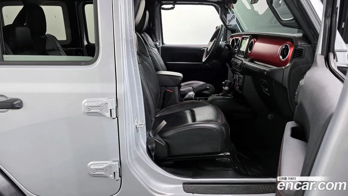 Jeep Wrangler — фото 3