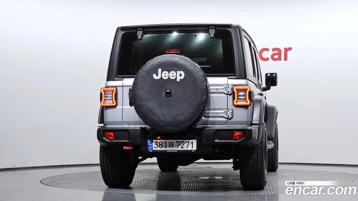 Jeep Wrangler — фото 2
