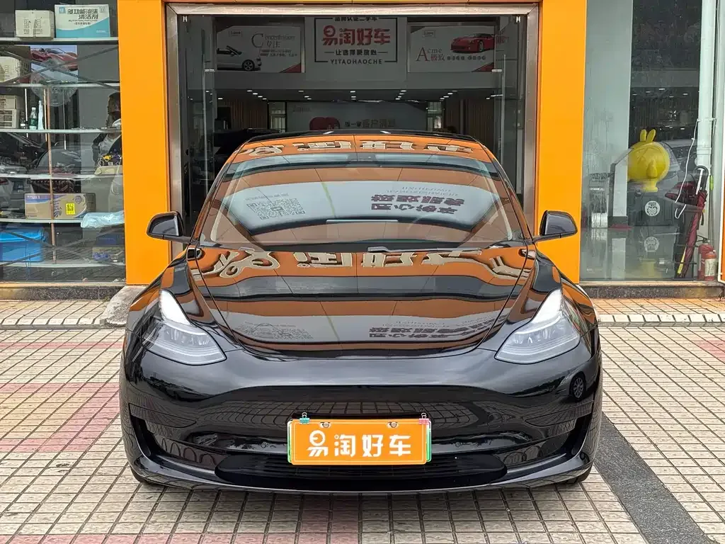 Tesla Model 3 — фото 4