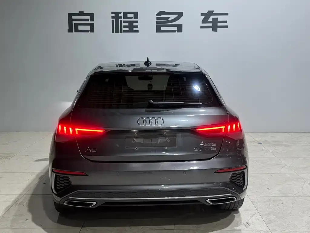 Audi A3 — фото 2