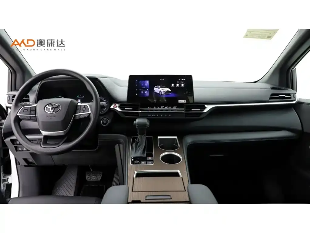 Toyota Granvia — фото 10