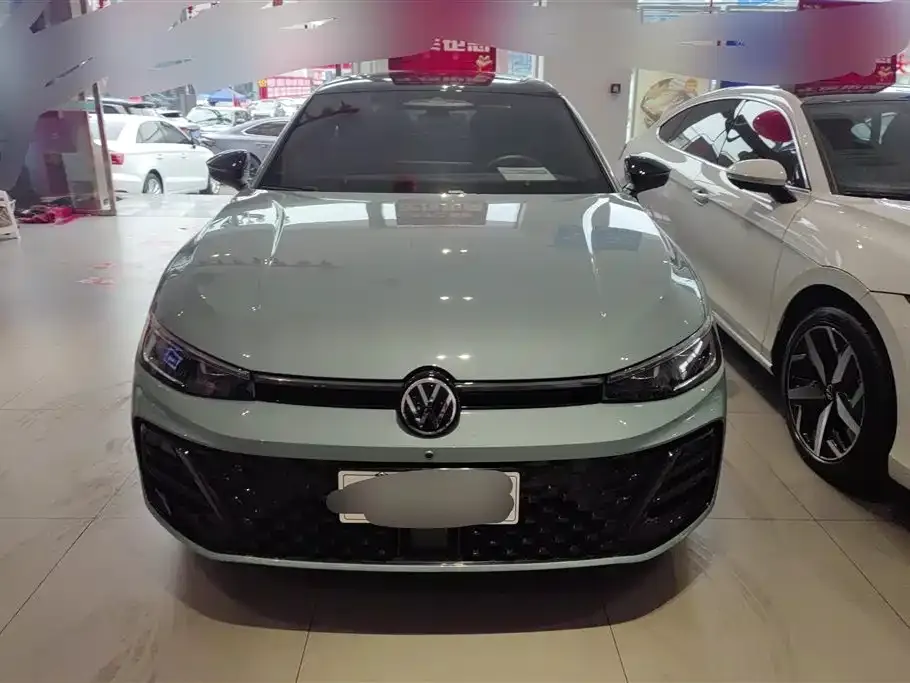 Volkswagen Passat — фото 5