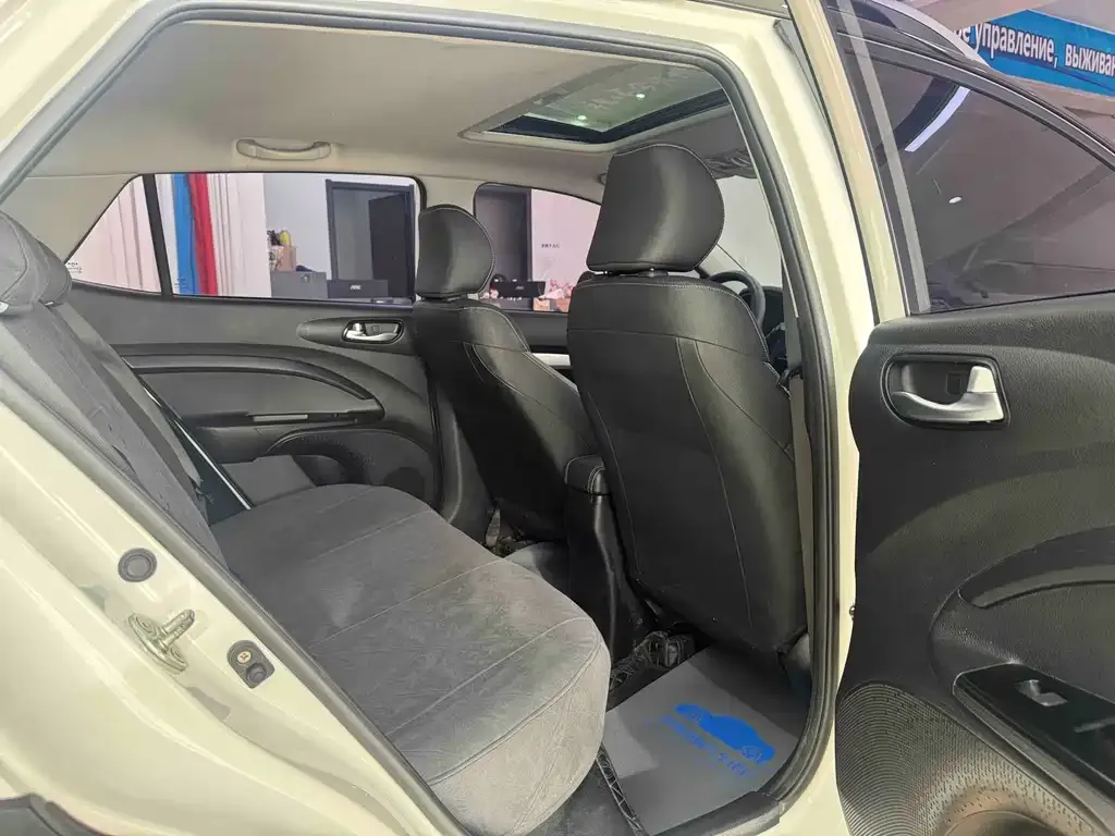 Kia KX1 — фото 7