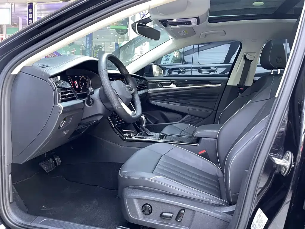 Volkswagen Passat — фото 6