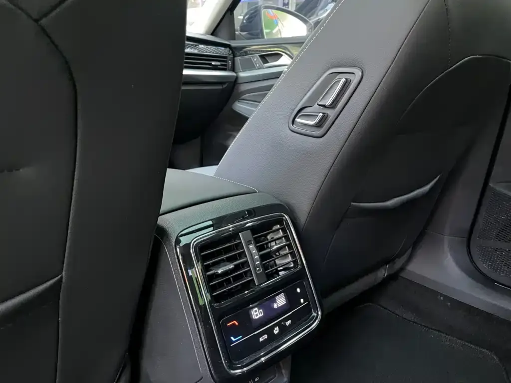 Volkswagen Passat — фото 3