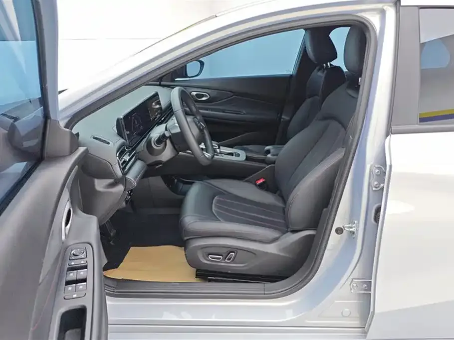 GAC Motor Shadow Leopard — фото 6