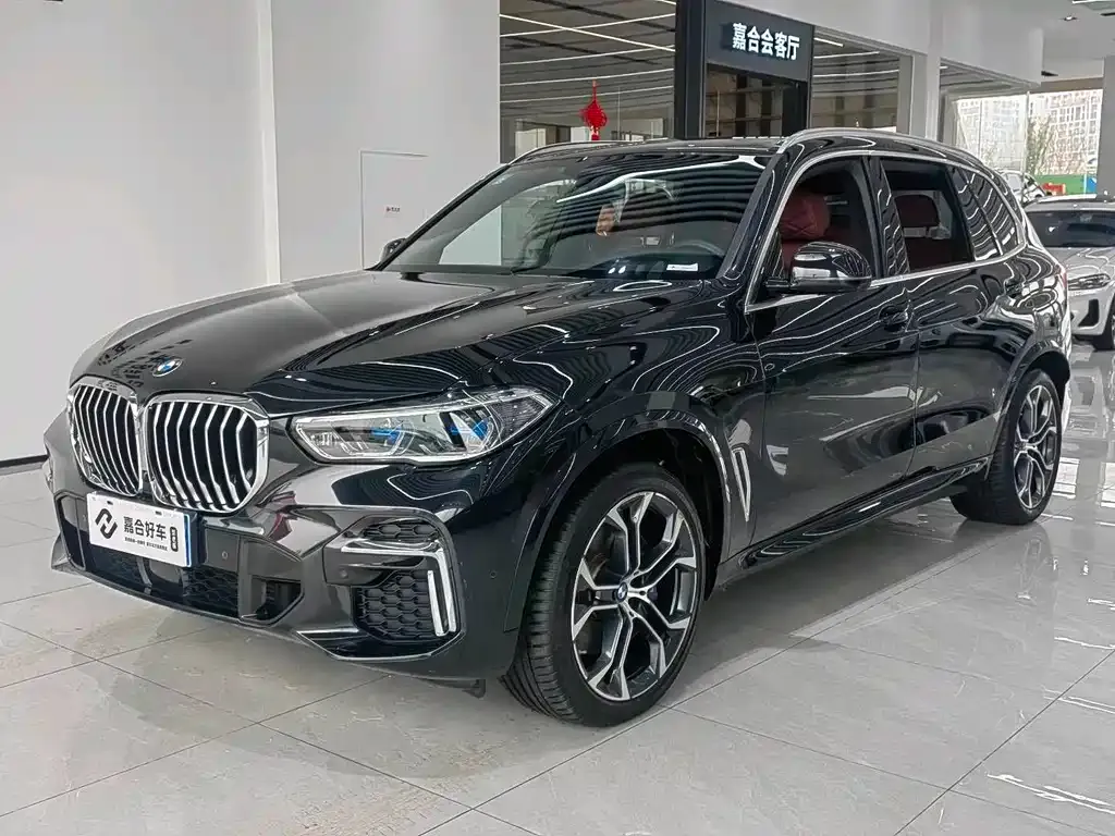 BMW X5 — фото 1