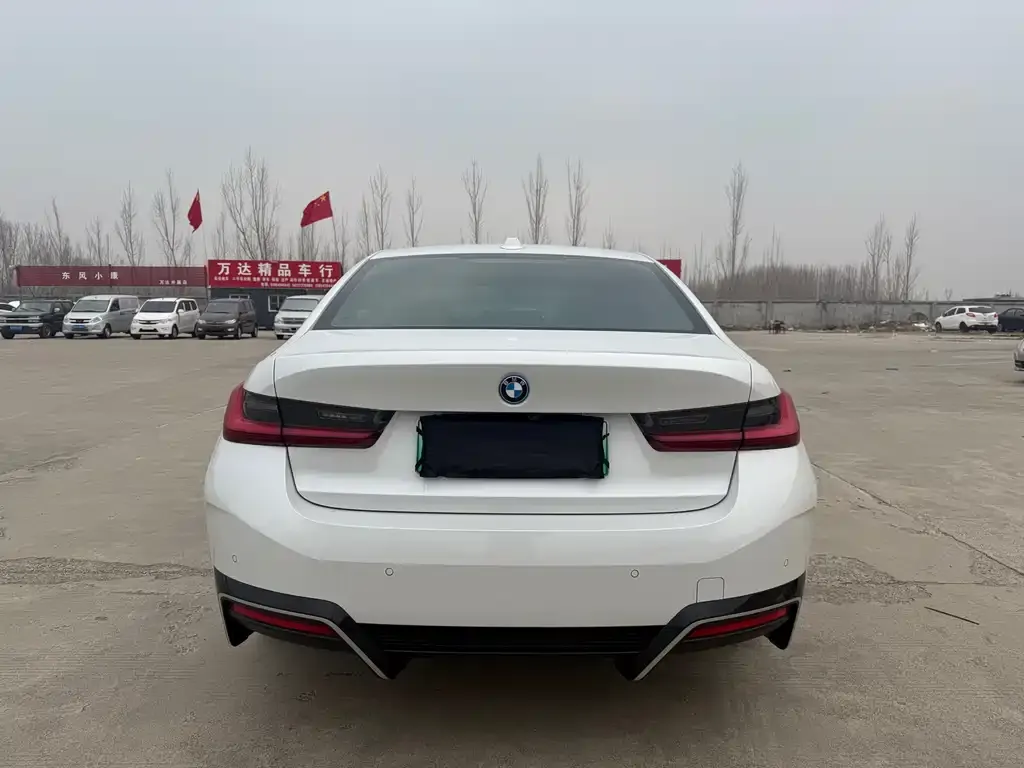 BMW i3 — фото 2