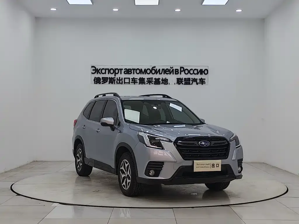 Subaru Forester — фото 2