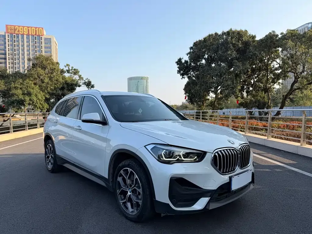 BMW X1 — фото 6