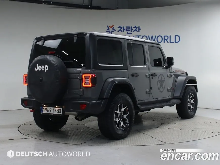 Jeep Wrangler — фото 5