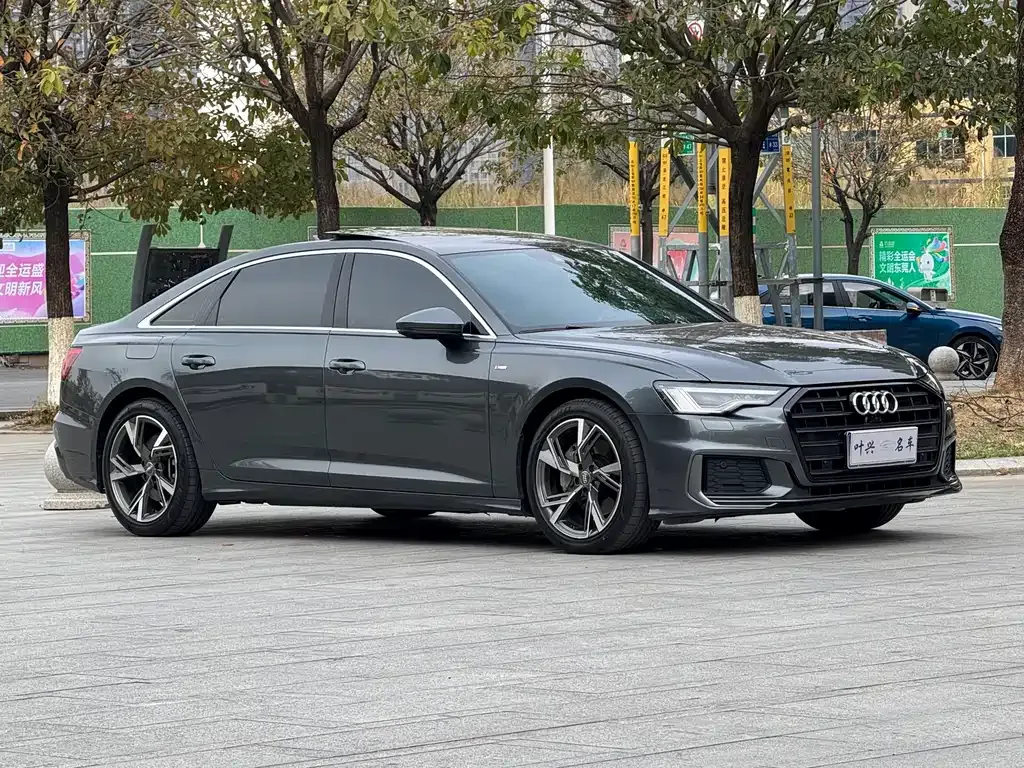 Audi A6L — фото 10
