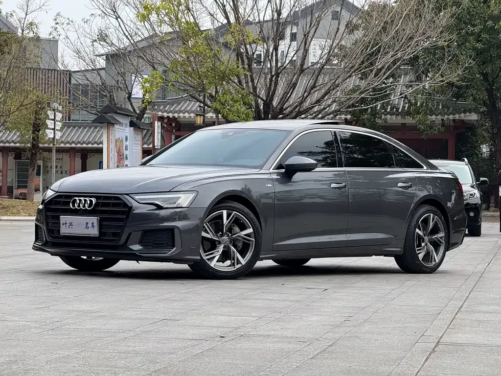 Audi A6L — фото 8