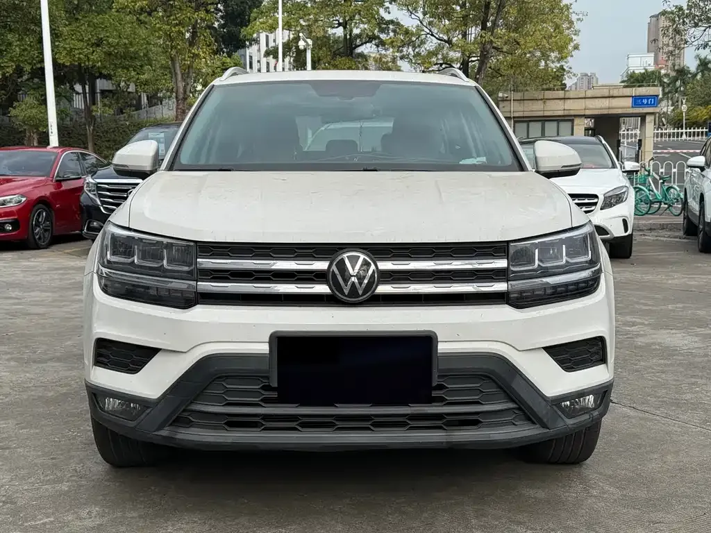 Volkswagen Tharu — фото 5