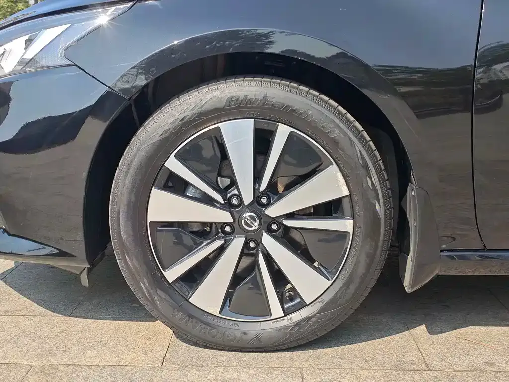 Nissan Teana — фото 3