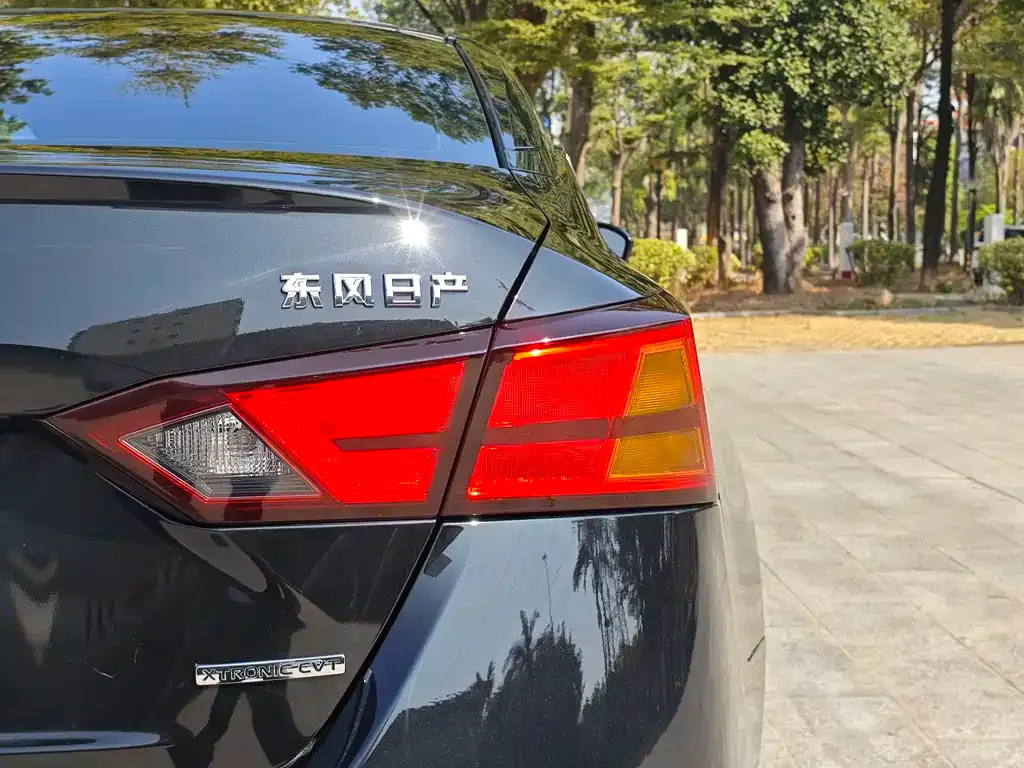Nissan Teana — фото 2